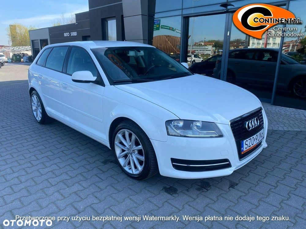 Audi A3 Sportback - 2