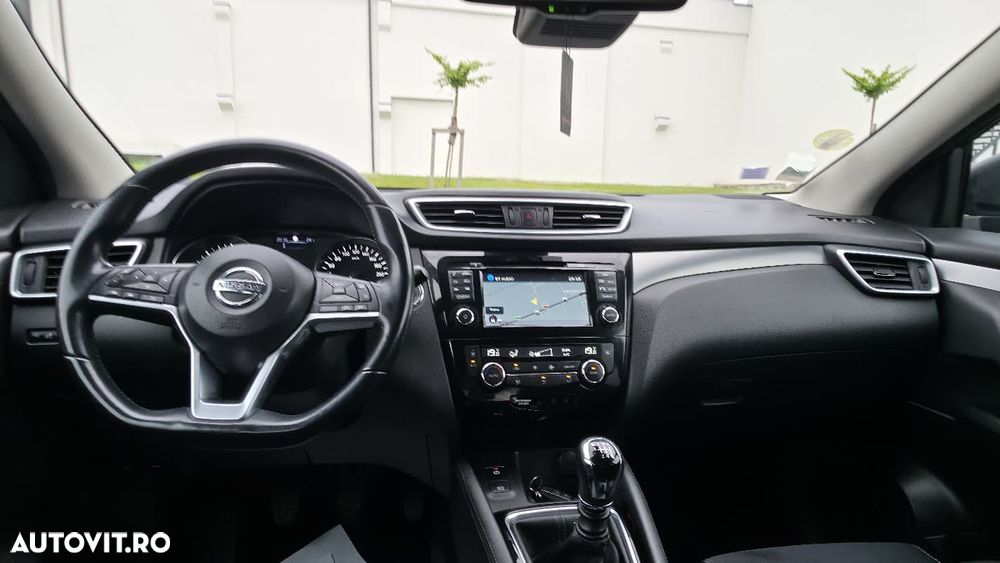 Nissan Qashqai 1.5 DCI N-Connecta - 9