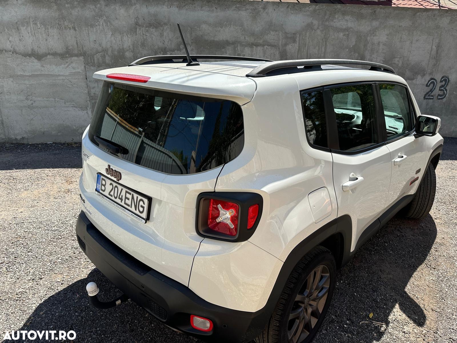 Jeep Renegade 2.0 M-Jet 4x4 AT 75th Anniversary - 4