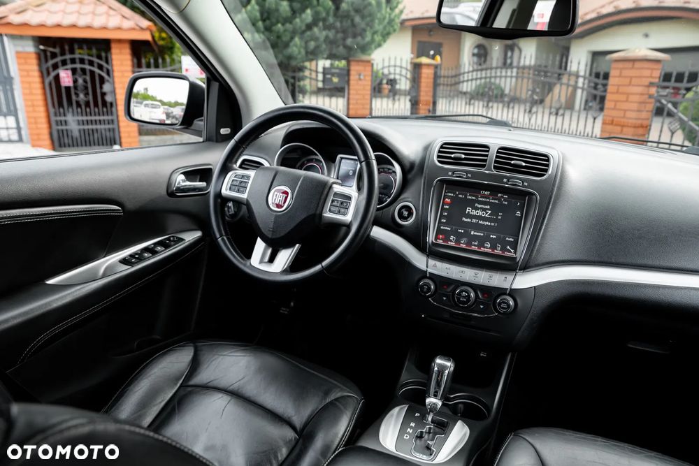 Fiat Freemont 2.0 Multijet Black Code AWD - 28