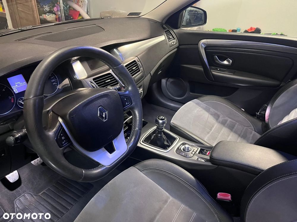 Renault Laguna 2.0 dCi Dynamique - 8