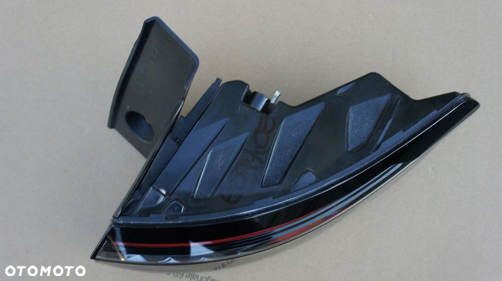 TYLNA PRAWA LAMPA RENAULT AUSTRAL ESPACE VI - 3