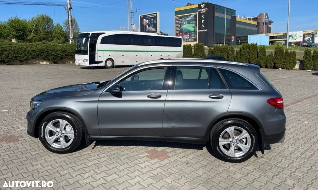 Mercedes-Benz GLC 220 d 4Matic 9G-TRONIC Exclusive - 32