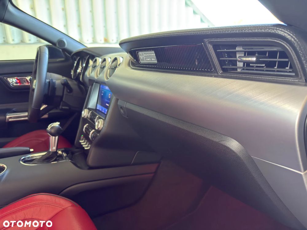 Ford Mustang 3.7 V6 Premium - 22