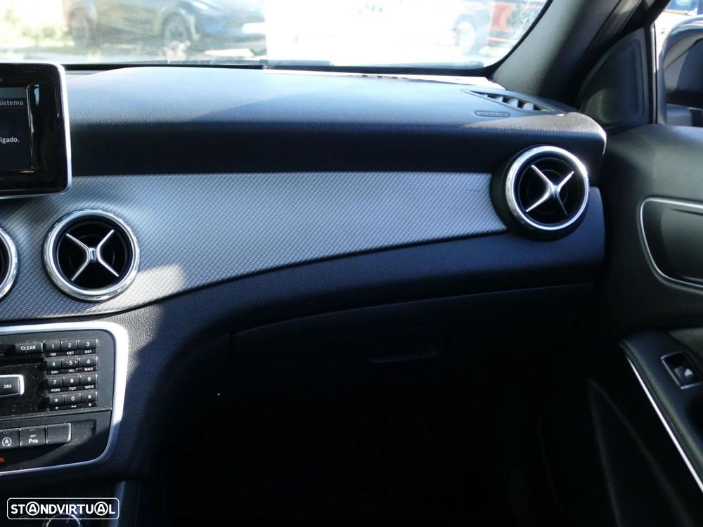 Mercedes-Benz GLA 180 d Style Aut. - 35