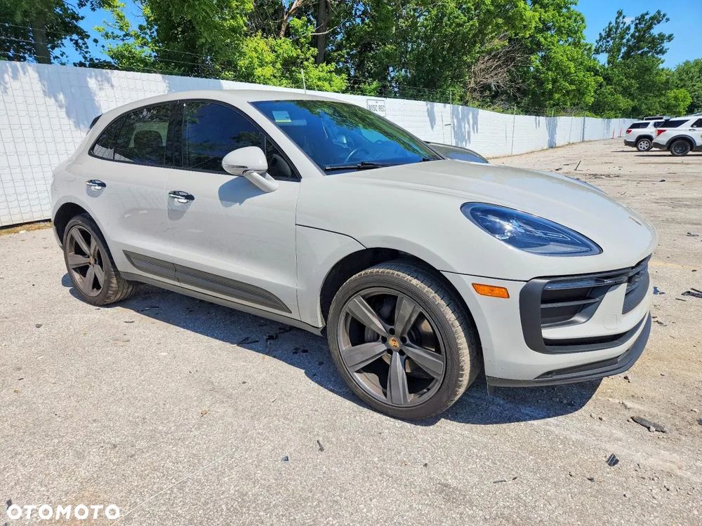 Porsche Macan - 4