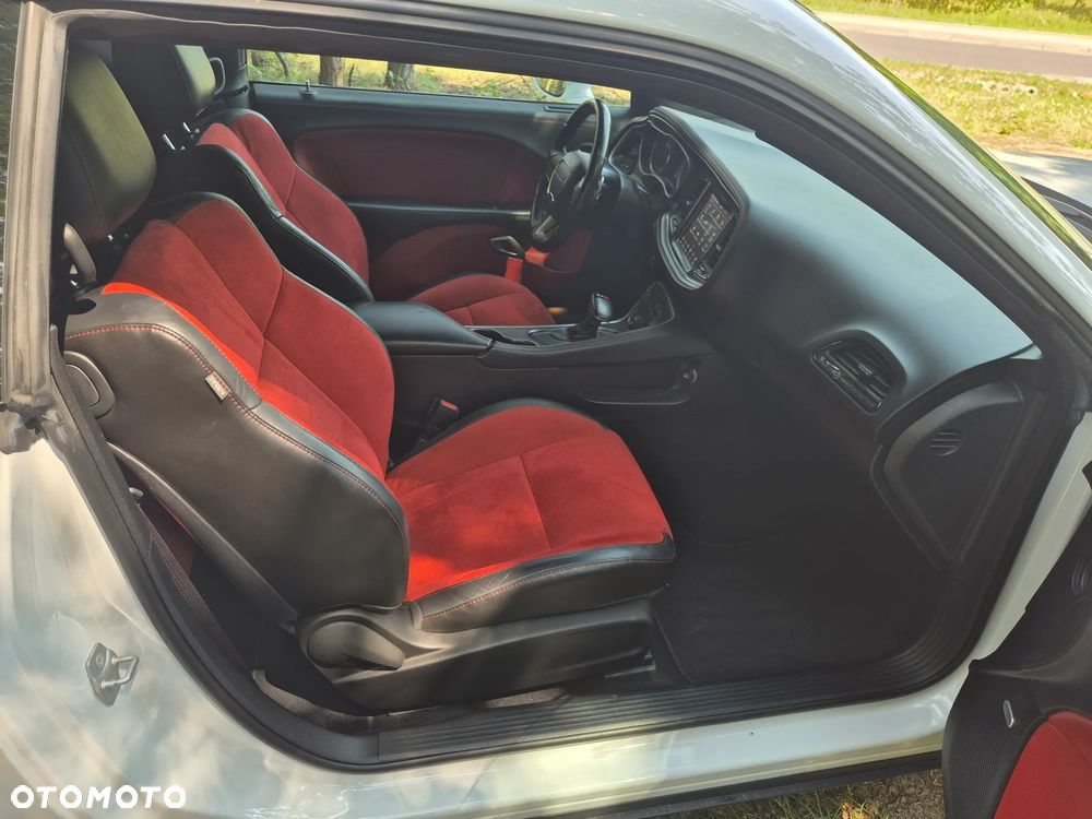 Dodge Challenger 3.6 GT Plus AWD - 23