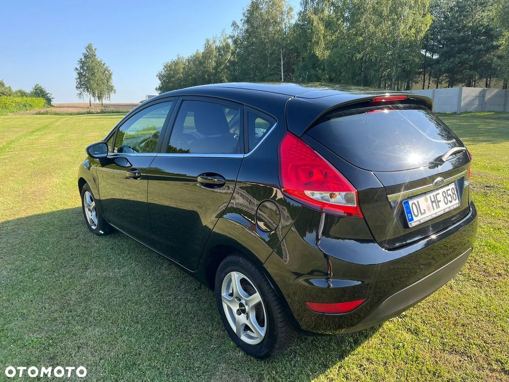 Ford Fiesta 1.25 Titanium EU5 - 3