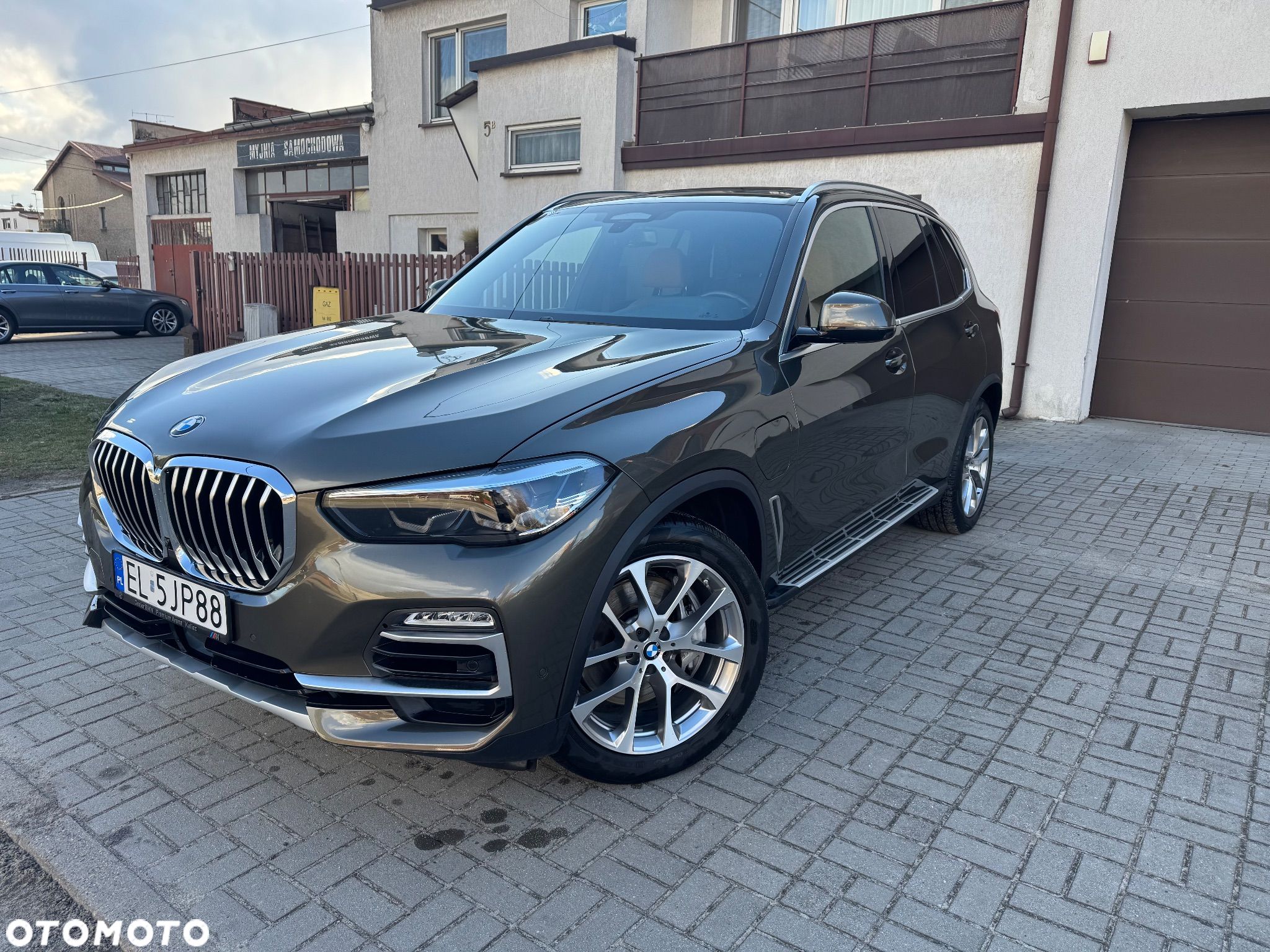 BMW X5 xDrive45e - 1