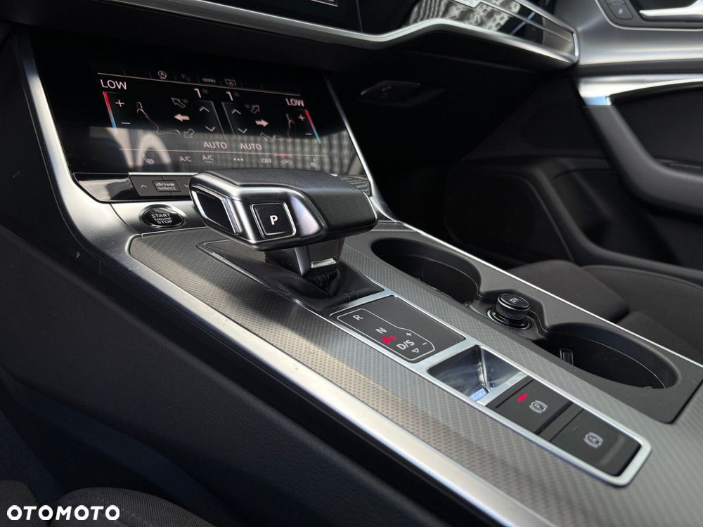 Audi A6 Avant - 17