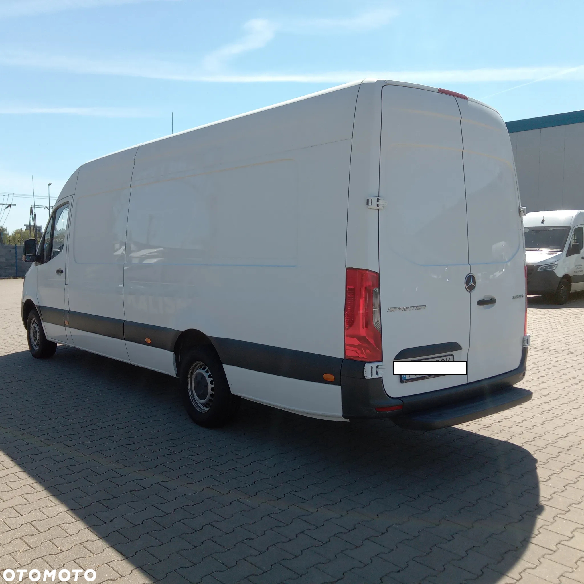 Mercedes-Benz Sprinter - 6