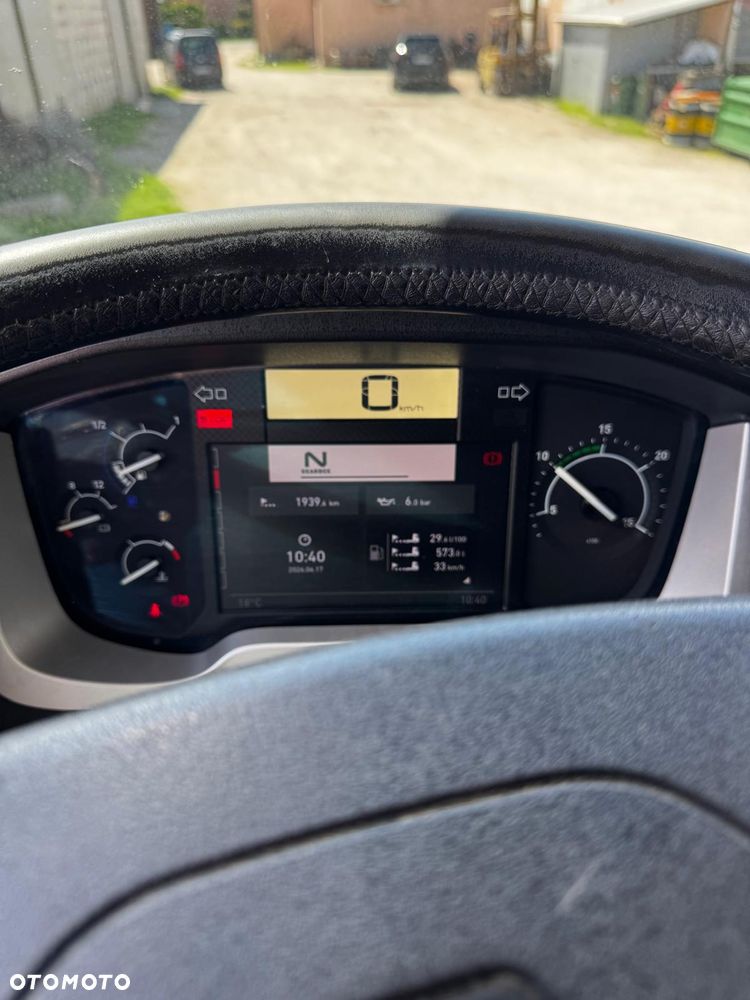 Renault T440 - 18