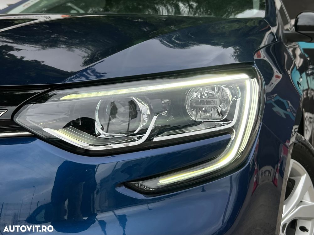 Renault Megane Grandtour TCe 140 GPF LIMITED - 24
