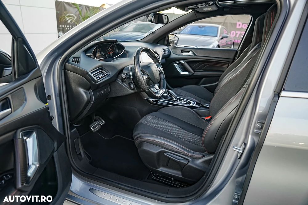 Peugeot 308 - 13