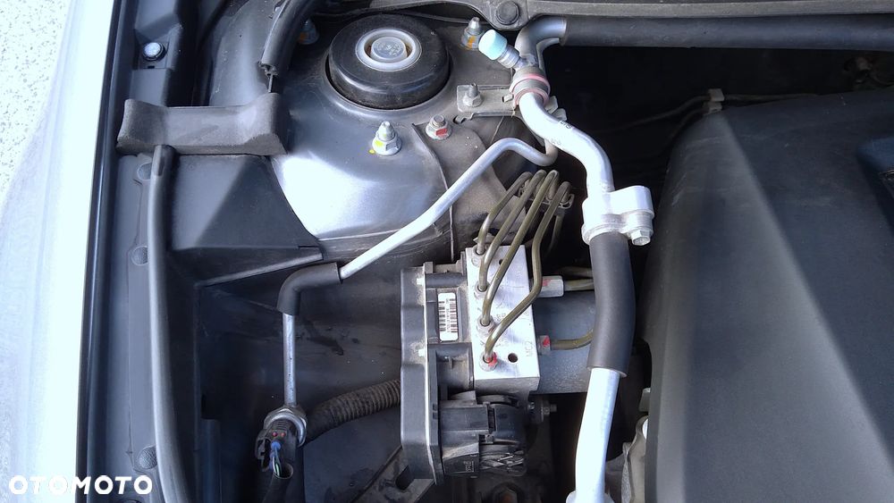 Suzuki Kizashi 2.4 4x4 CVT Sport - 10