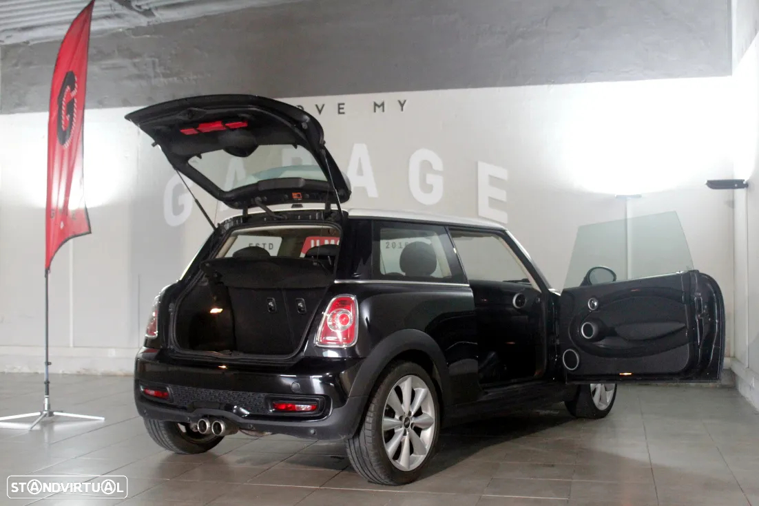 MINI 3 Portas Cooper S - 17