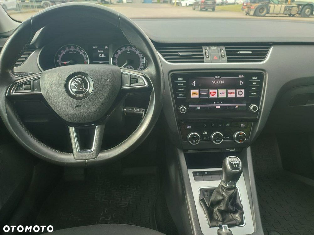 Skoda Octavia - 4