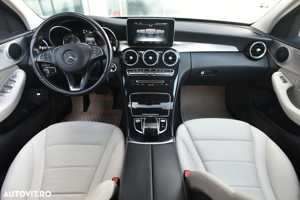 Mercedes-Benz C 220 (BlueTEC) d 7G-TRONIC - 34