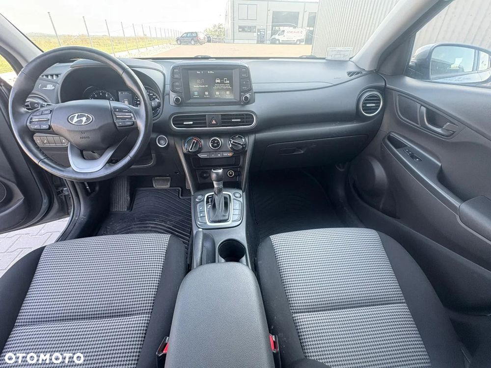 Hyundai Kona - 10