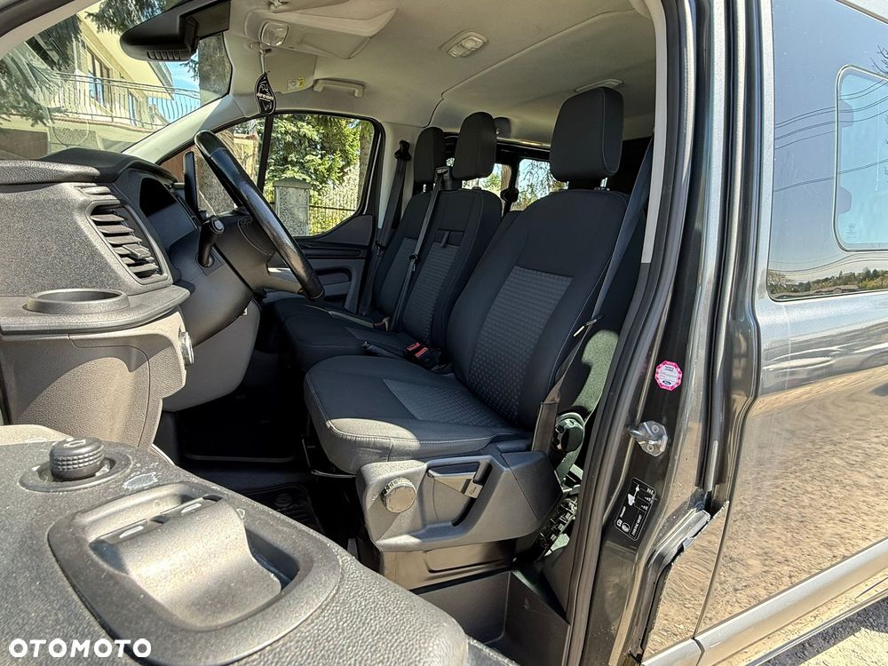 Ford Transit Custom 310 L2H1 Limited - 13