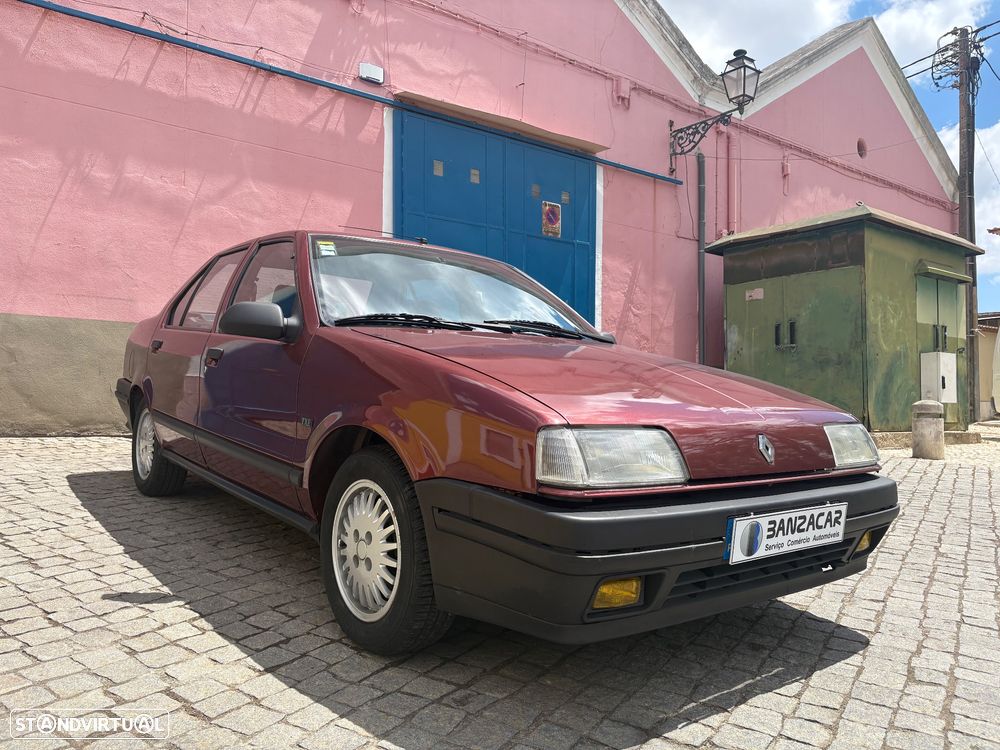 Renault 19 - 7