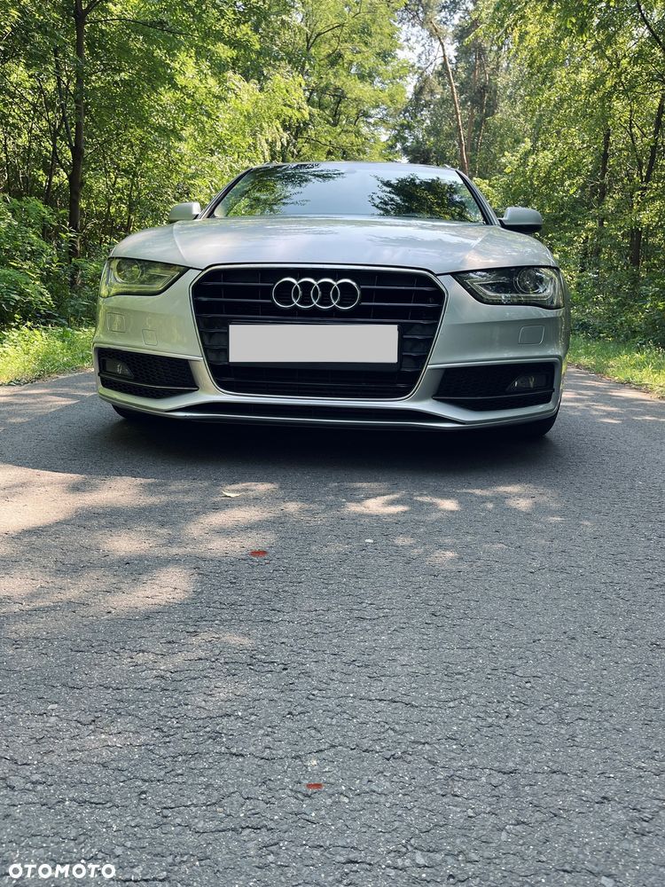 Audi A4 Avant 2.0 TDI DPF clean diesel multitronic Ambiente - 2
