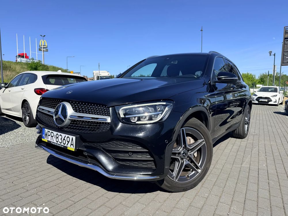 Mercedes-Benz GLC 200 4Matic 9G-TRONIC AMG Line - 3