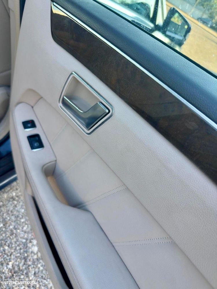 Mercedes-Benz E 300 Bluetec Hybrid Avantgarde - 18