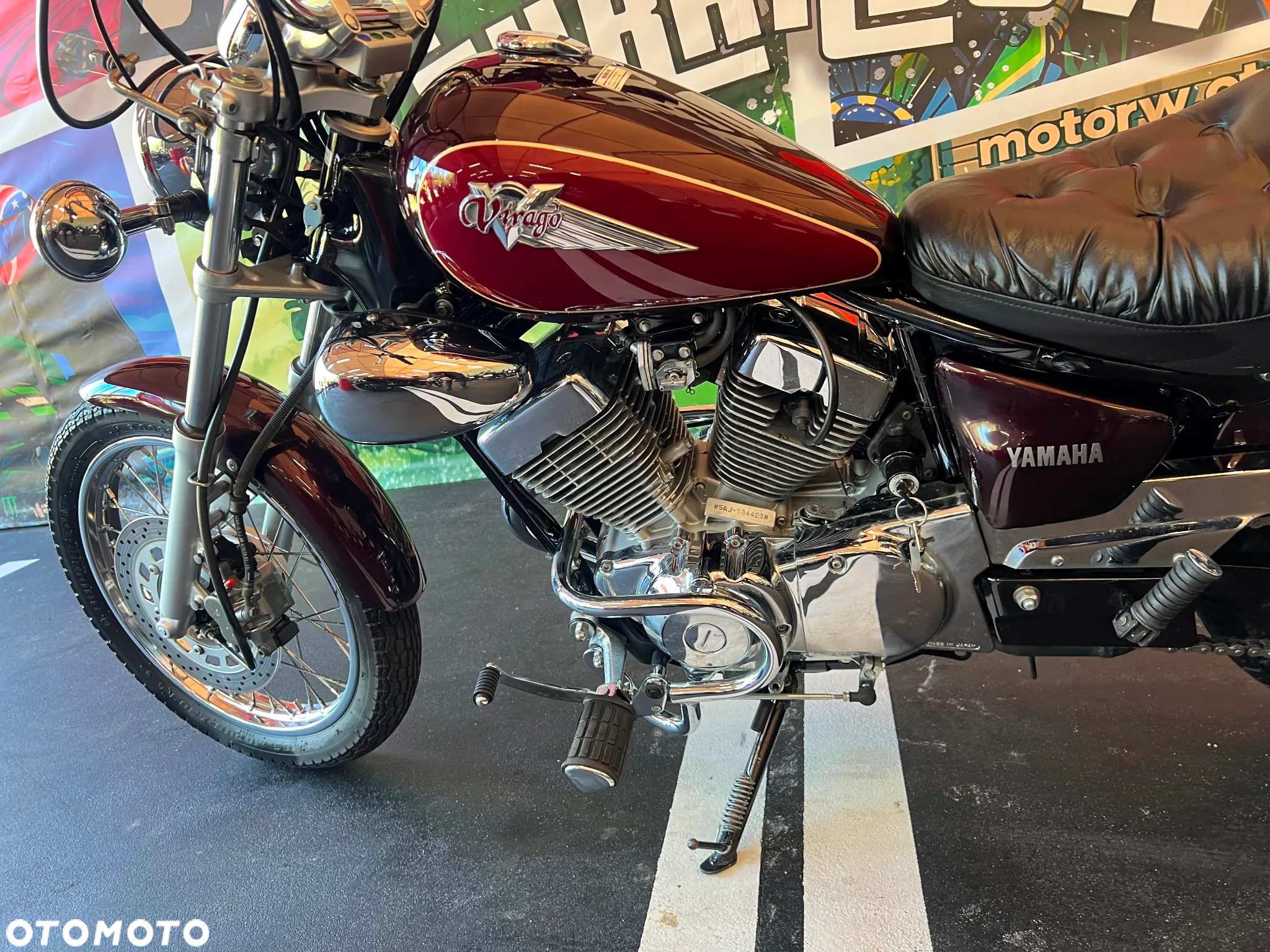 Yamaha XV - 18