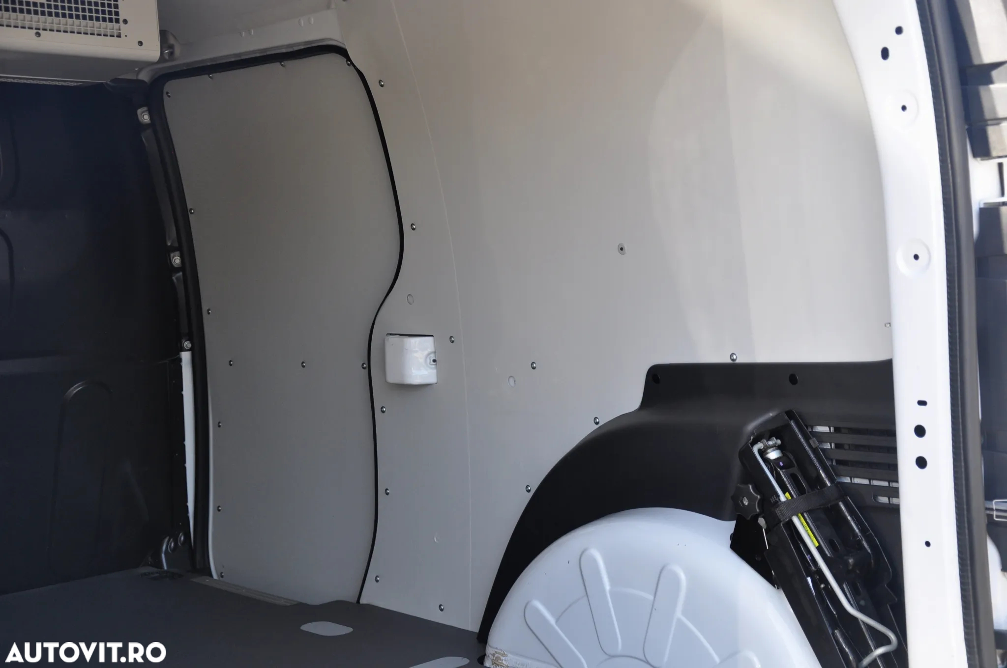 Renault Kangoo Furgon L2H1 - 9