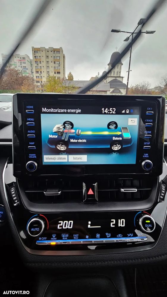 Toyota Corolla 1.8 Hybrid Comfort - 3