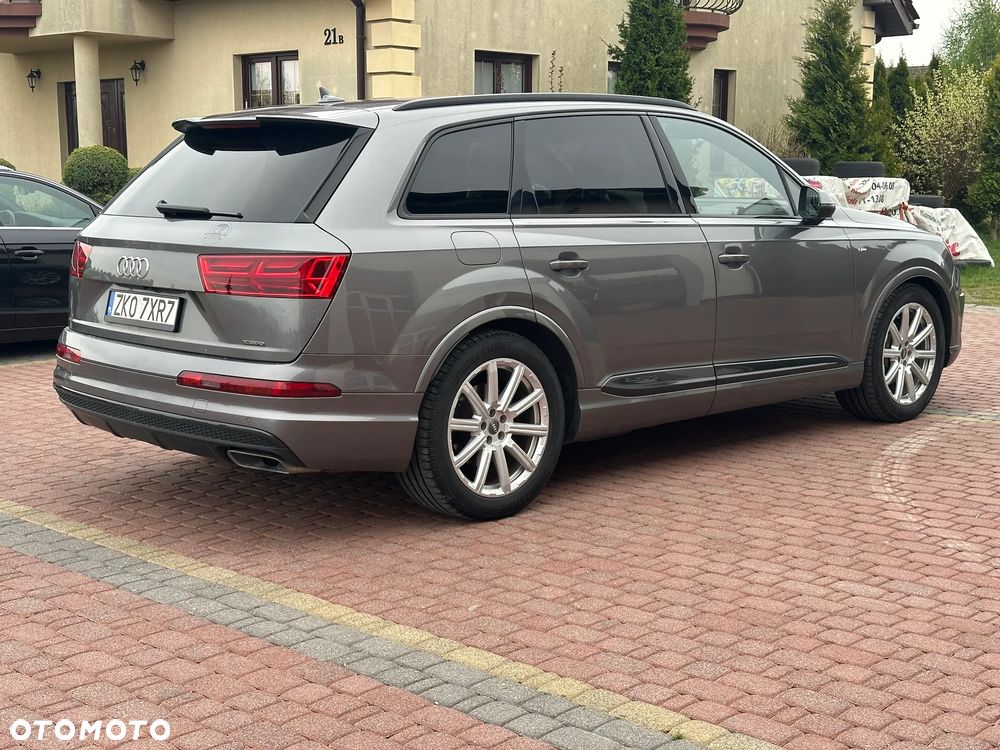 Audi Q7 - 6