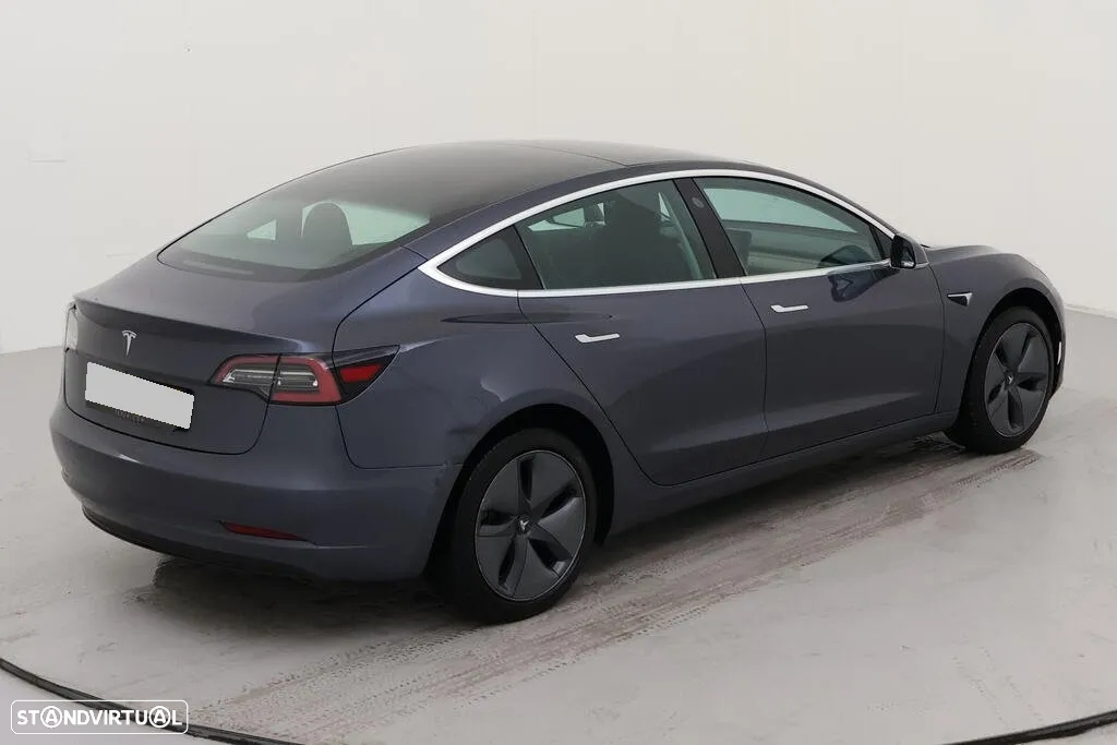 Tesla Model 3 Standard Range Plus RWD - 2