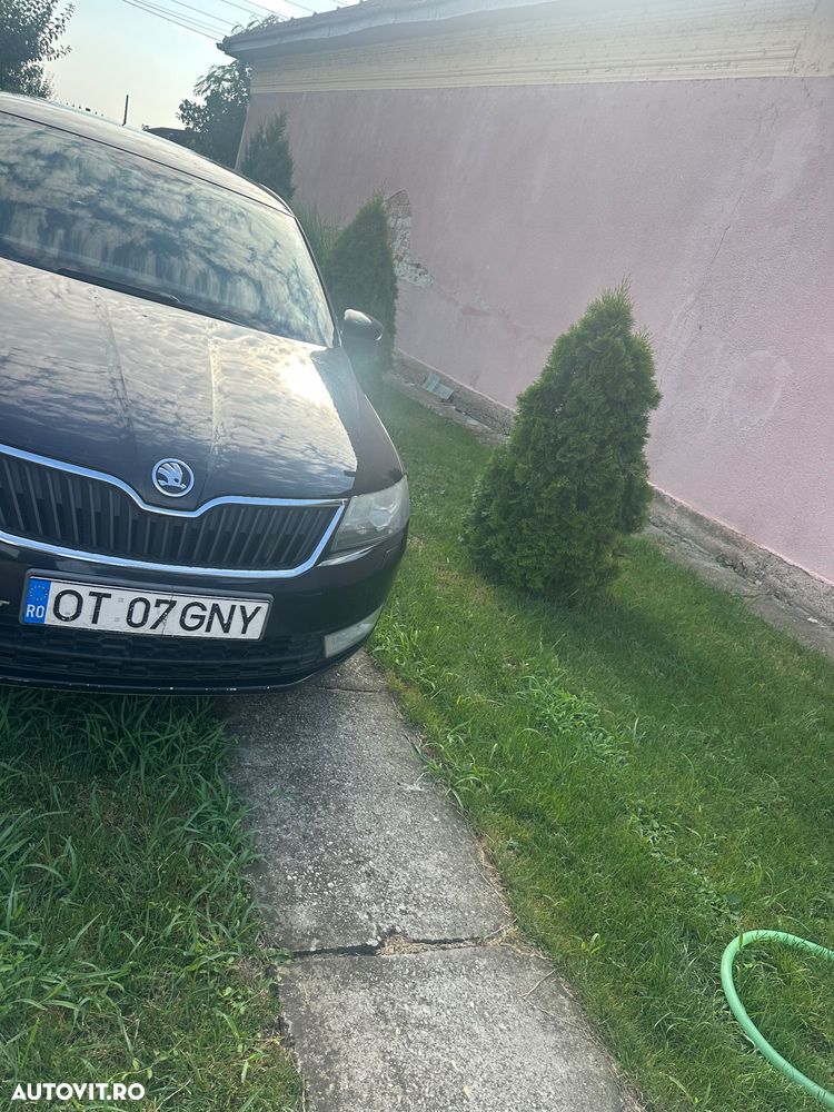Skoda RAPID 1.4 TDI Style DSG - 6