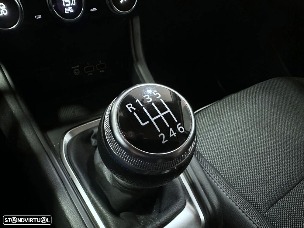 Renault Captur 1.0 TCe Techno - 10