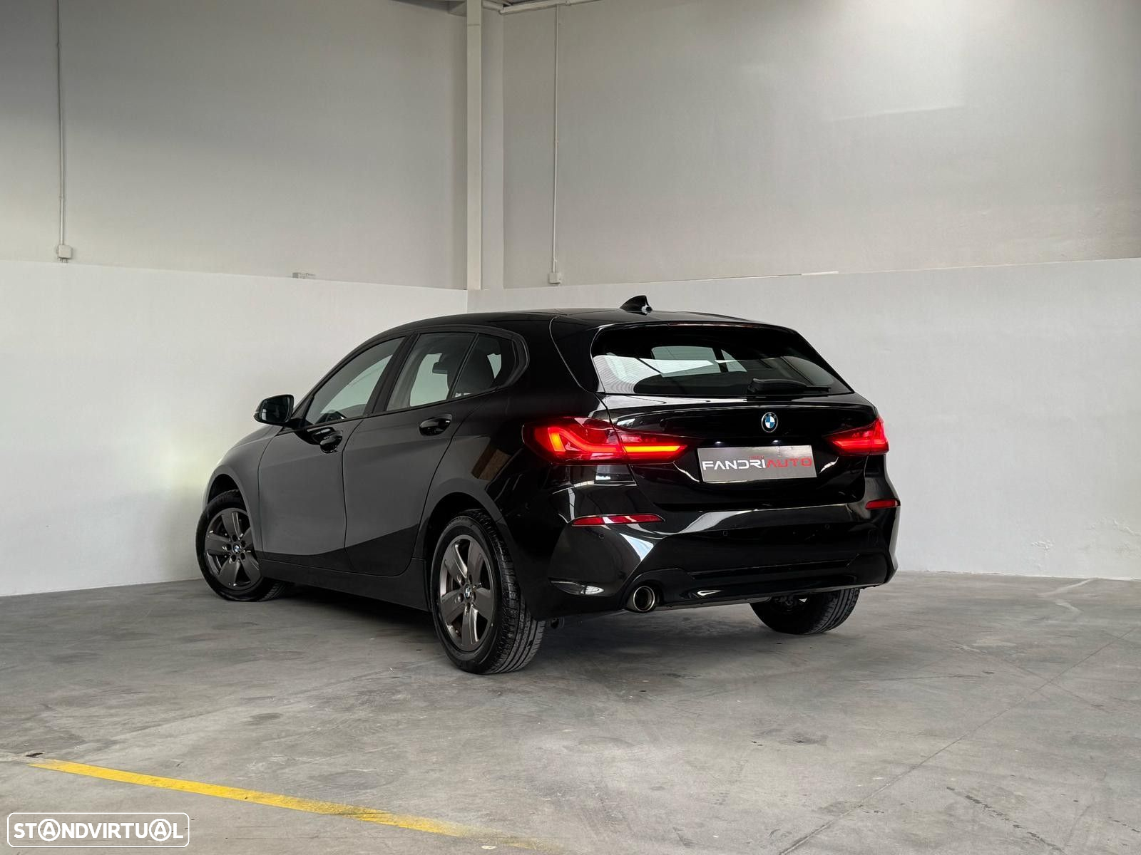 BMW 116 d Aut. Urban Line - 11