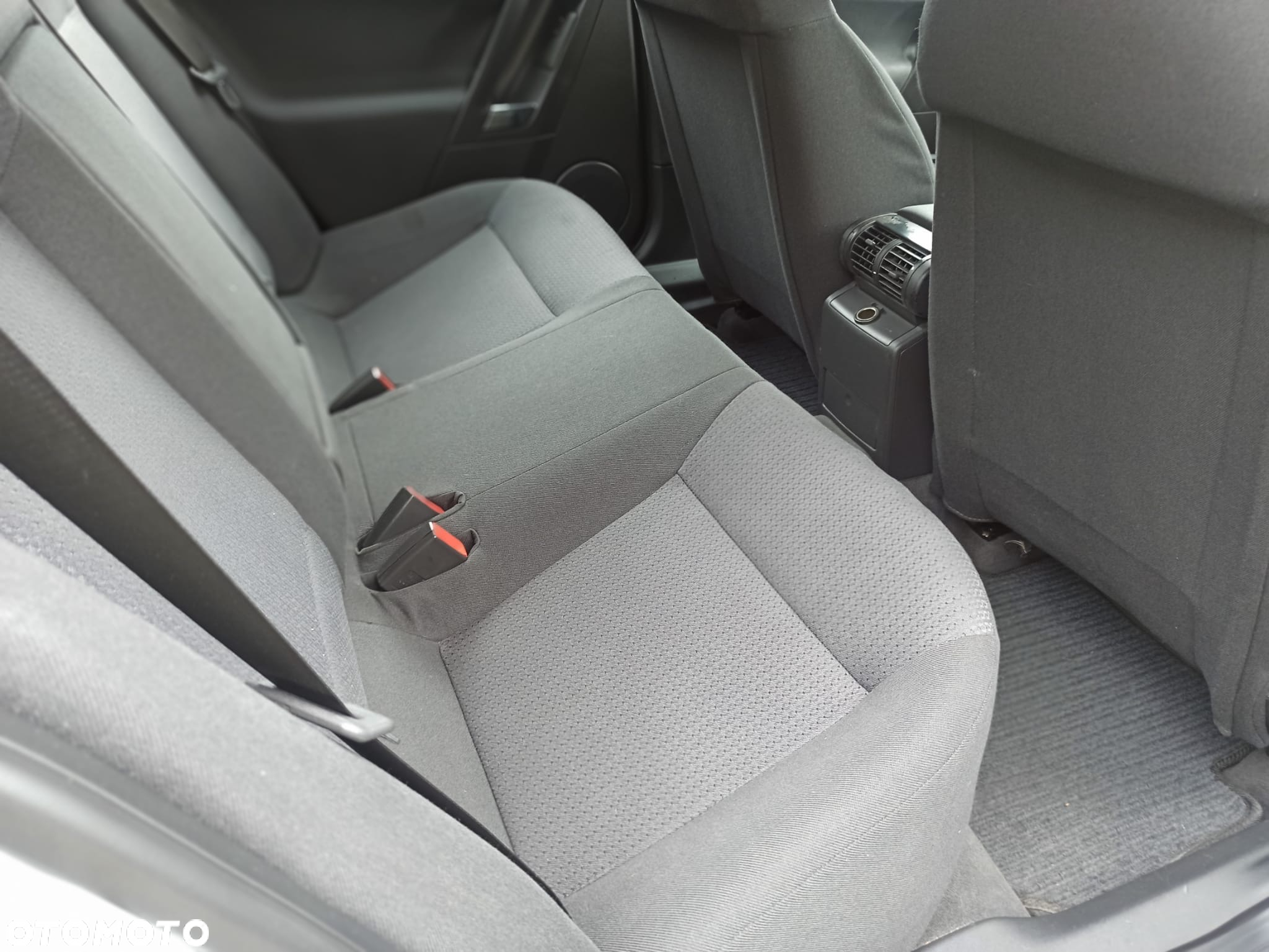 Opel Vectra 1.8 Sport - 19