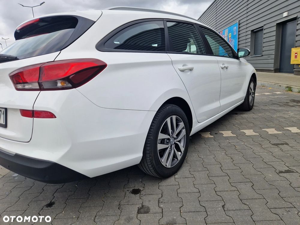 Hyundai i30 1.6 CRDI DCT EDITION 30 - 17