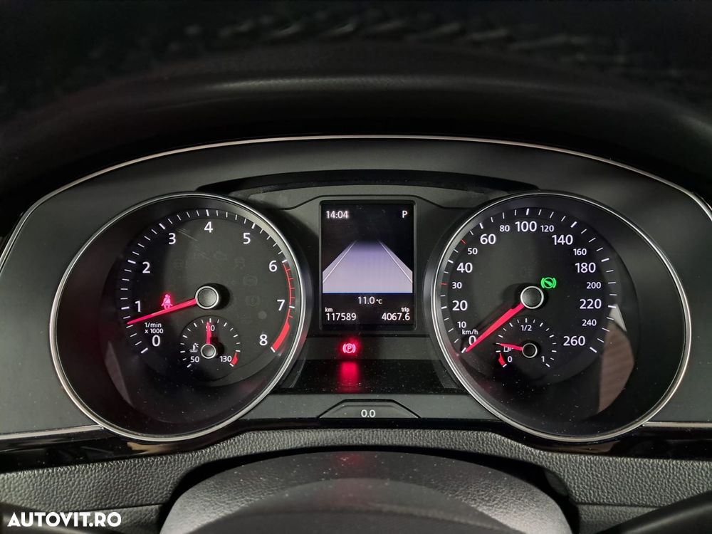 Volkswagen Passat - 18