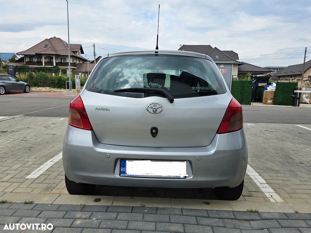 Toyota Yaris - 3