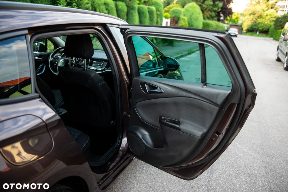 Opel Astra 1.4 Turbo Edition - 34