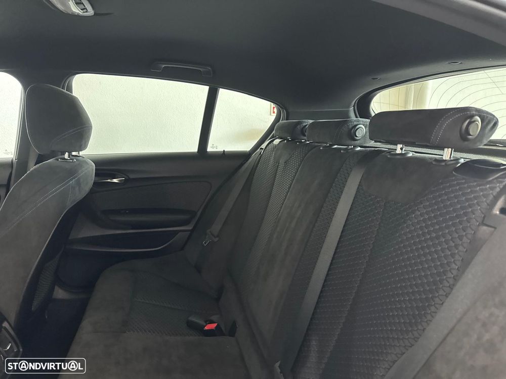 BMW 125 d Pack M - 11