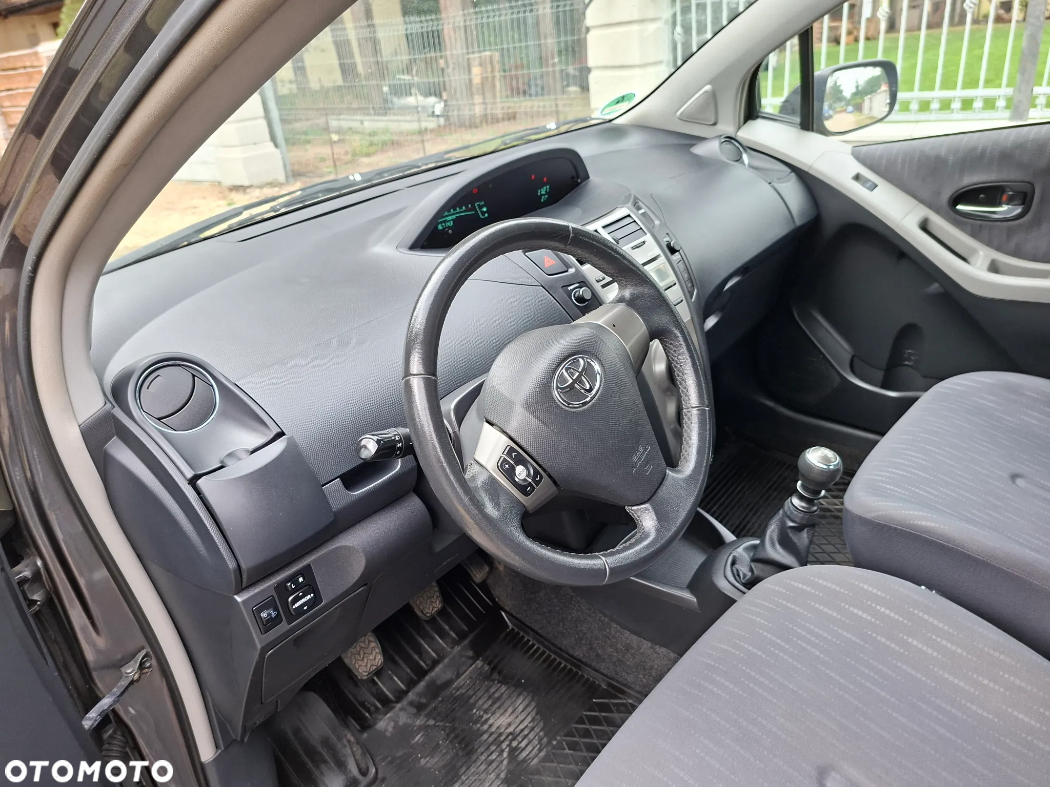 Toyota Yaris 1.33 Sol - 7