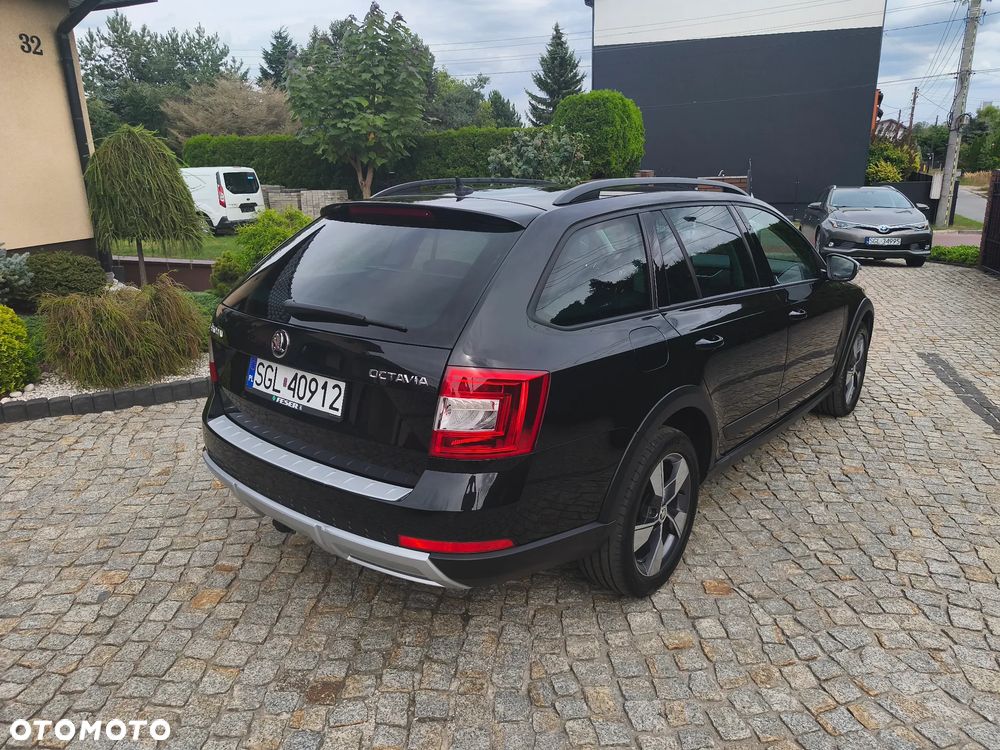 Skoda Octavia 2.0 TDI 4x4 DSG Scout - 4