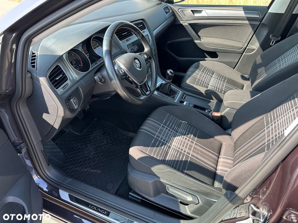 Volkswagen Golf 1.6 TDI BlueMotion Technology Lounge - 17