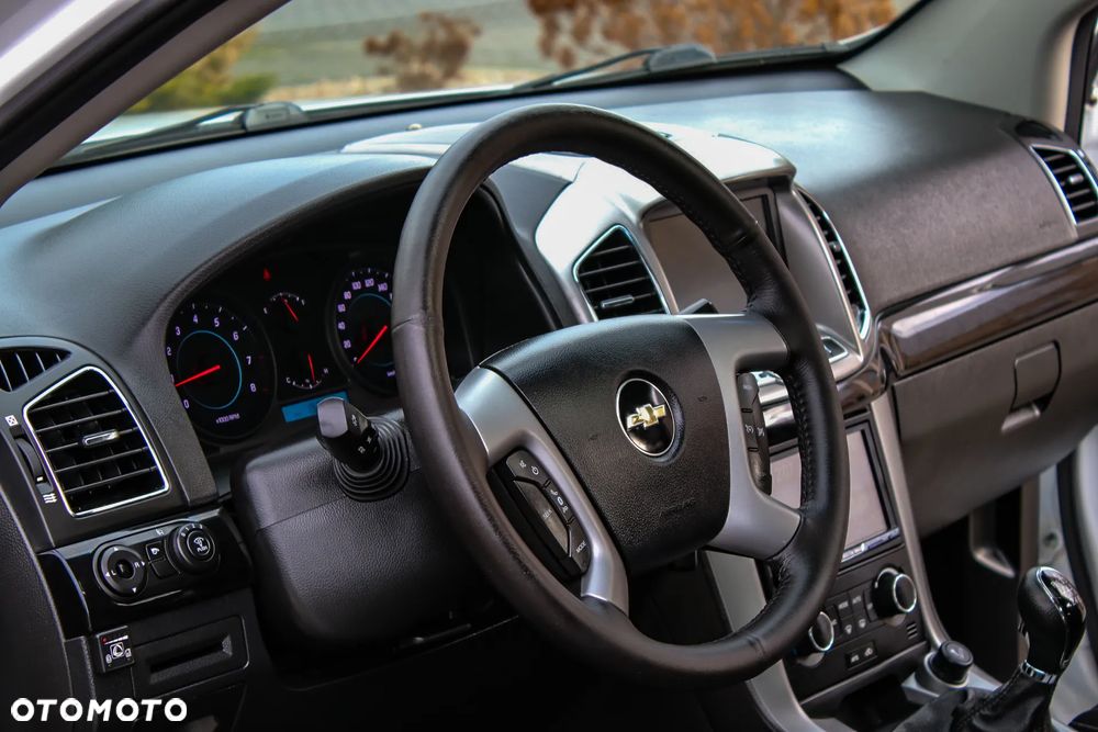 Chevrolet Captiva - 28