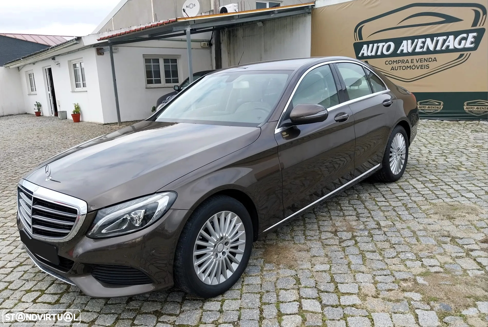 Mercedes-Benz C 200 - 33