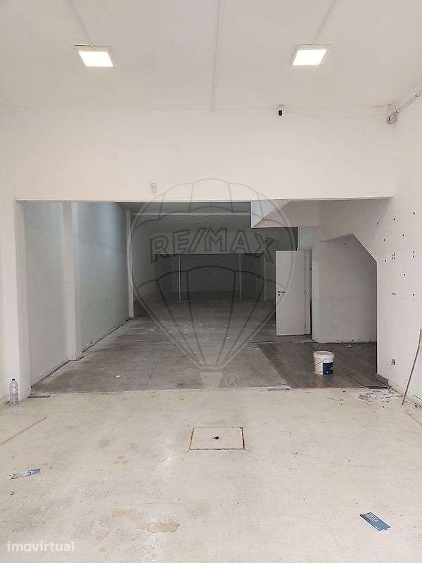 Armazém  para arrendamento - Grande imagem: 2/3