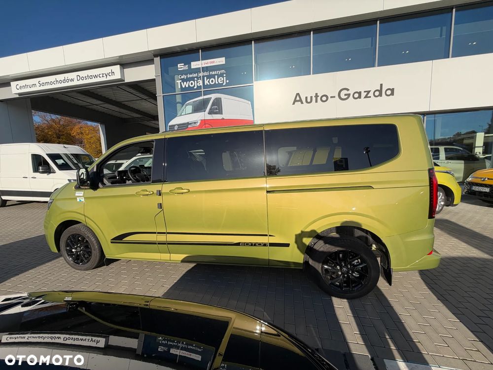 Volkswagen Caravelle - 9