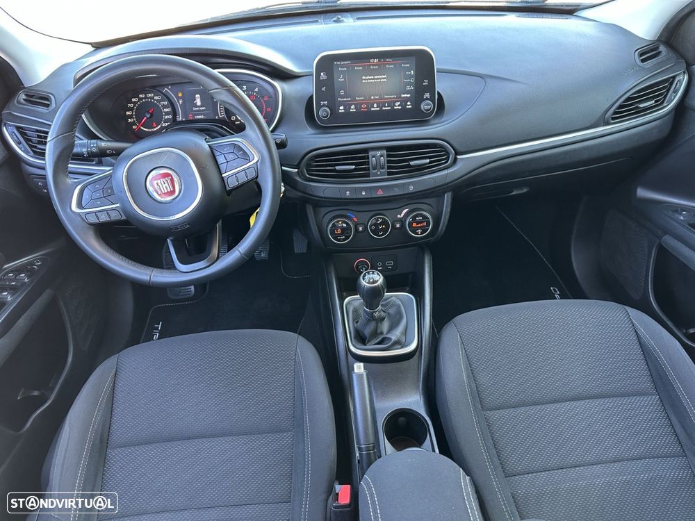 Fiat Tipo Station Wagon 1.3 M-Jet Lounge - 20